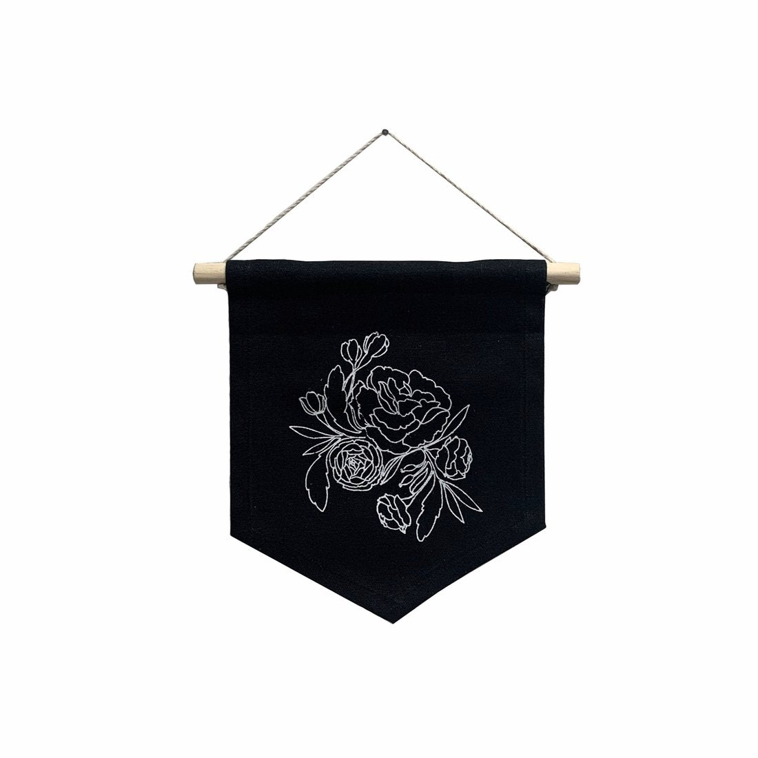 The Sarah Banner in Black